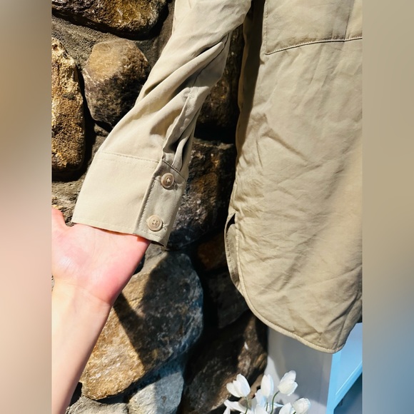 H&M Sage green oversized shacket. Size XS. In perfect condition. - Picture 7 of 10